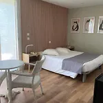 莱斯埃尔塞昂斯酒店 酒店 3*