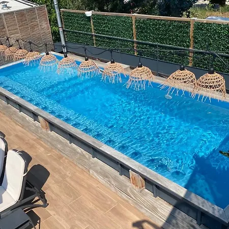 Les Alcyons Hotel