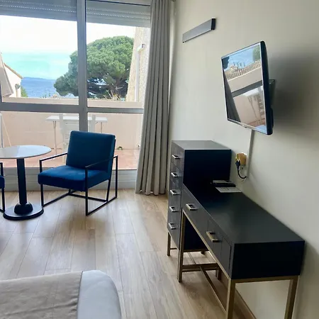 Les Alcyons Hotel Le Lavandou