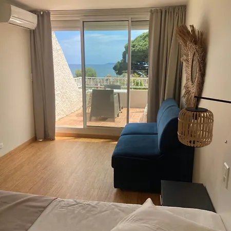 Les Alcyons 3* Le Lavandou