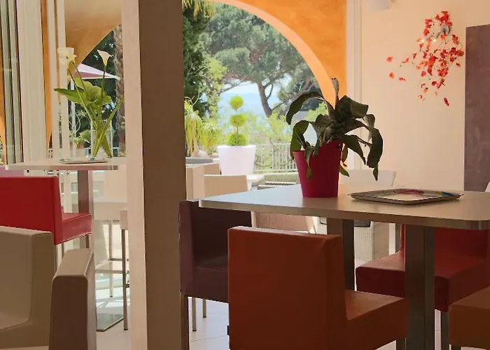 Hotell Les Alcyons Le Lavandou