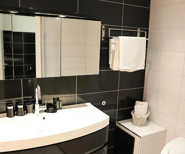 Les Alcyons Hotell Le Lavandou
